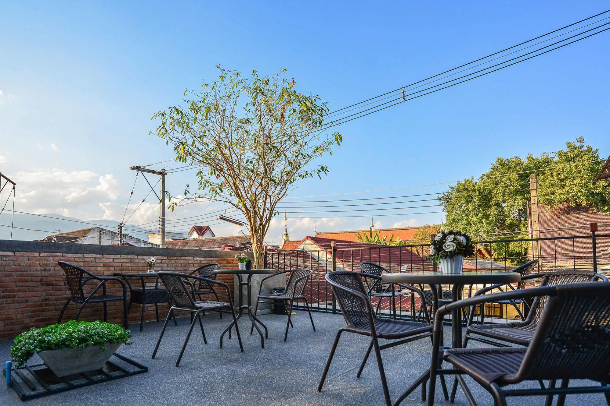 Cozy Inn Chiang Mai Dış mekan fotoğraf
