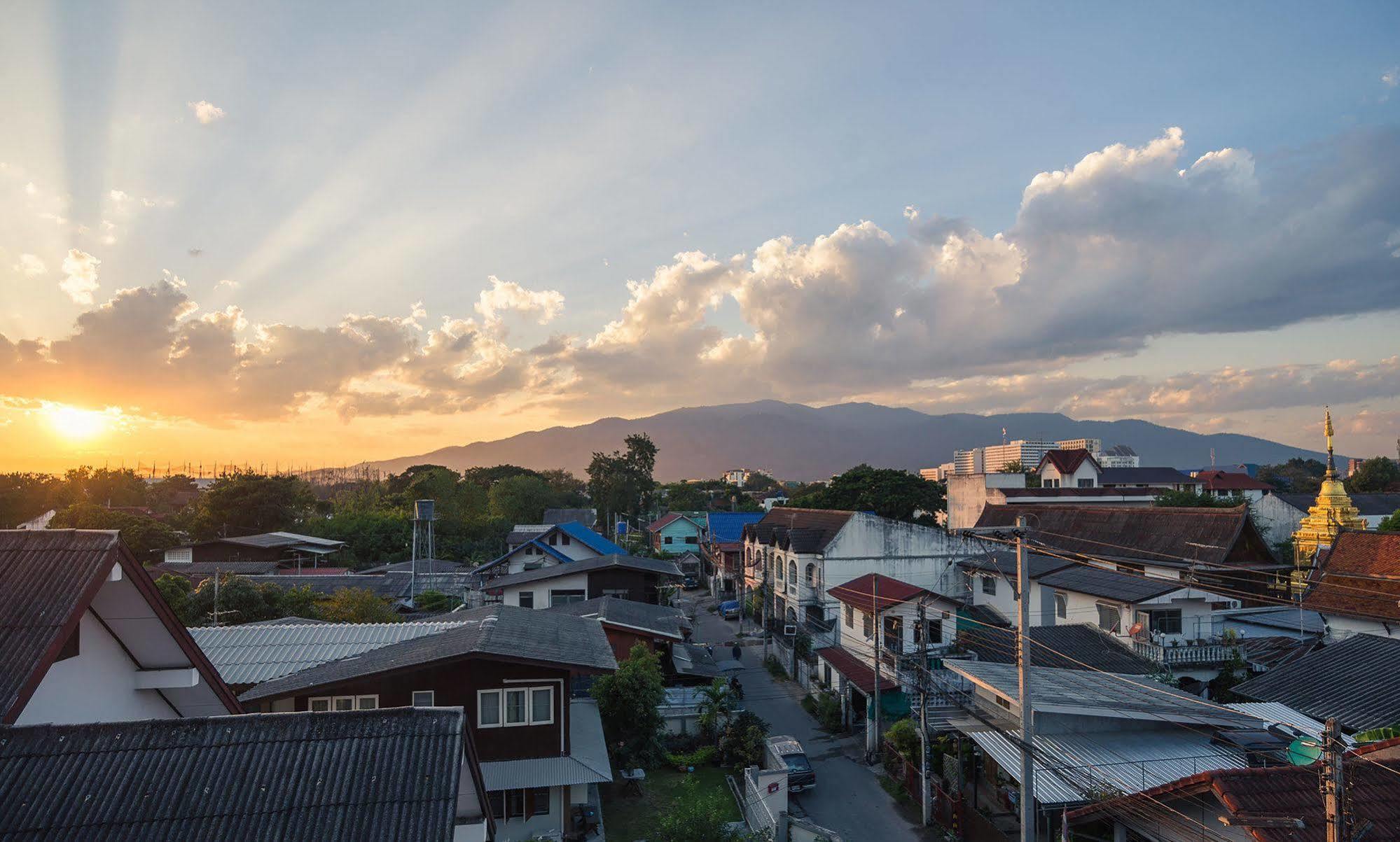 Cozy Inn Chiang Mai Dış mekan fotoğraf